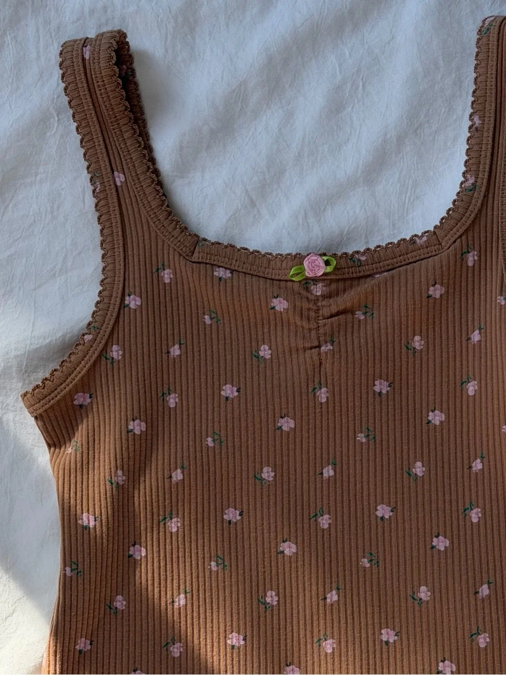 Old Navy Girls 6-7 Brown Pink Floral Ribbed Tank Top Rosette Lettuce Trim